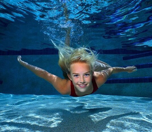 Як очистити воду в басейні: що мають знати жителі Запоріжжя?