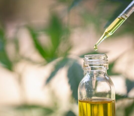 Олія з CBD: користь чи шкода?