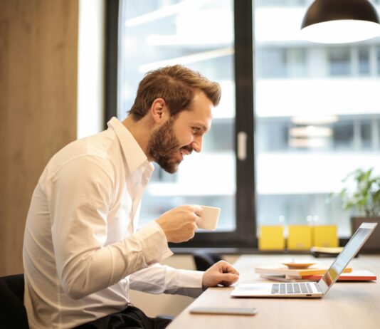 Казино на гривні: Нова ера легальних азартних розваг в Україні